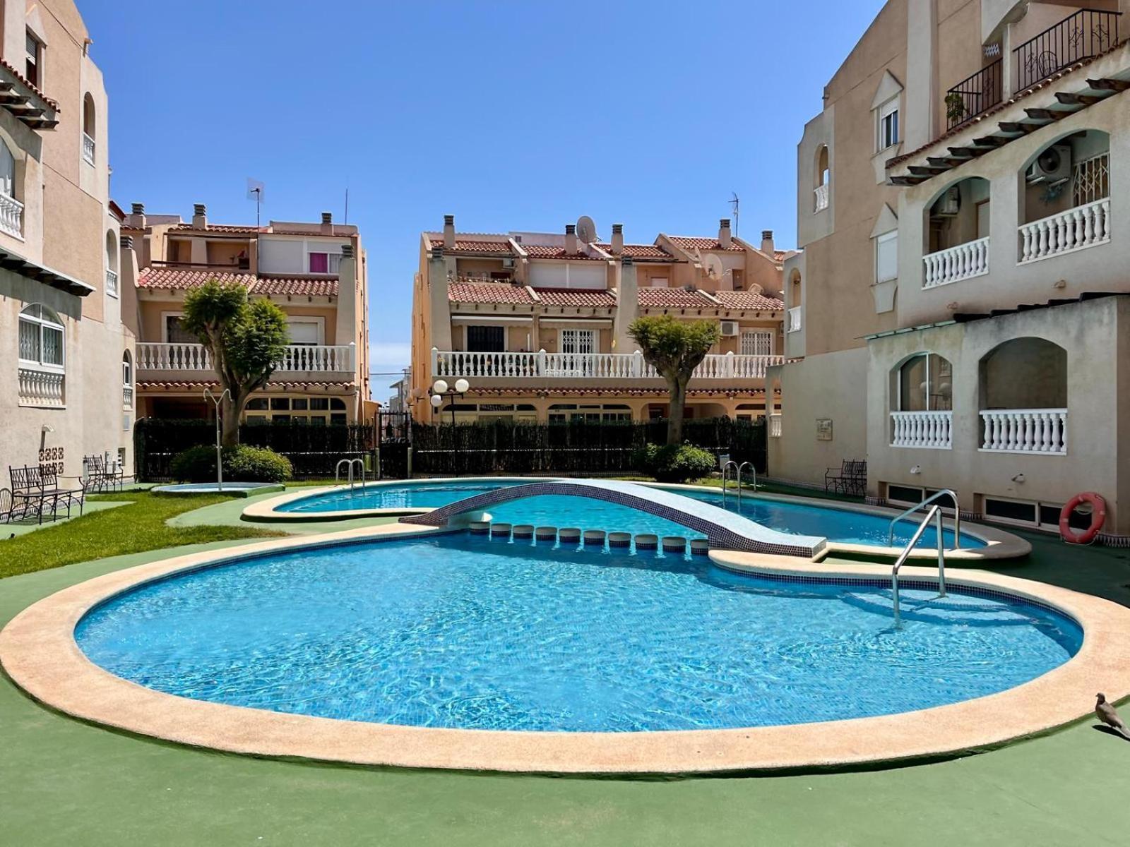 Apartments Near Park Торевьиа Экстерьер фото